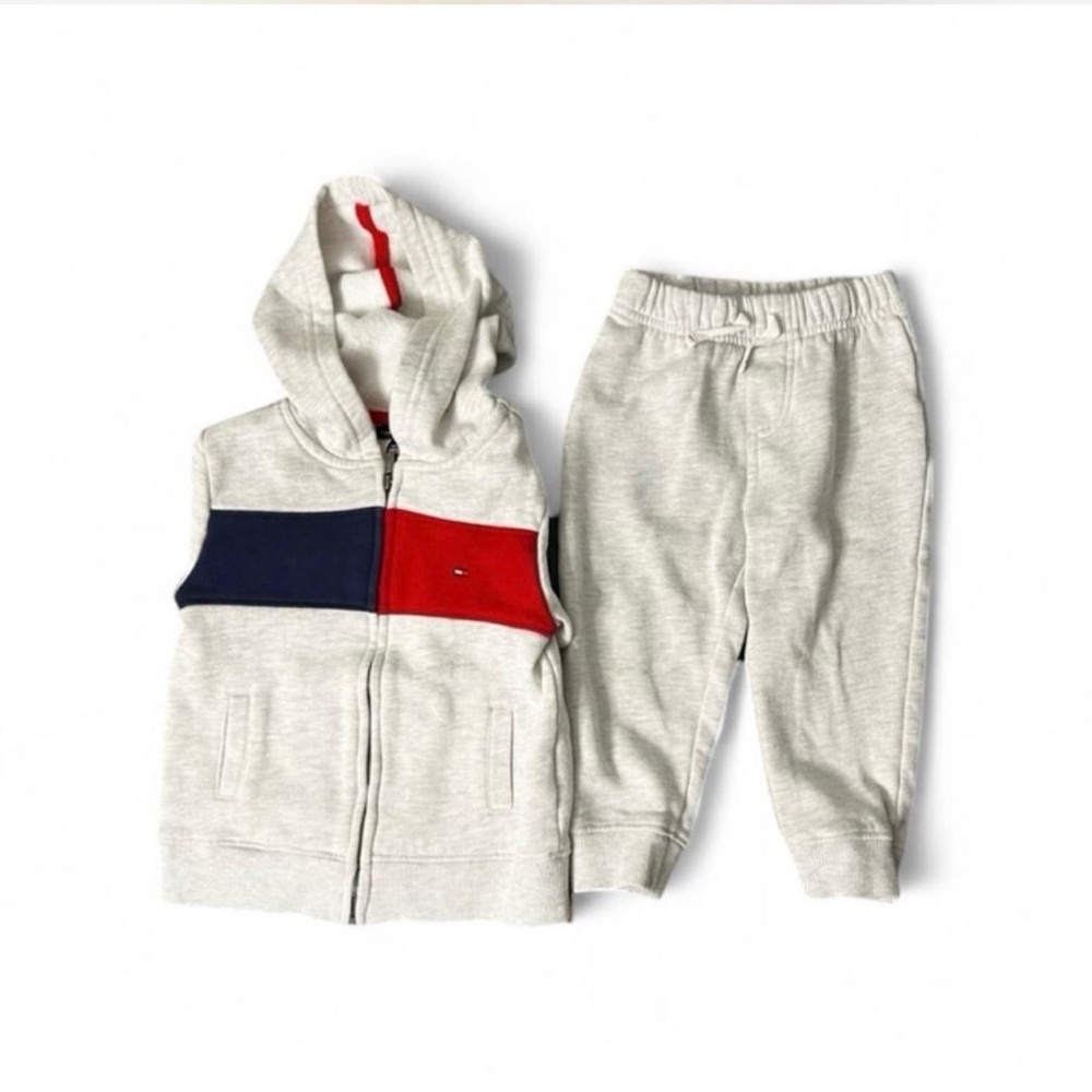 Tommy Hilfiger Toddler Gray Jogger Set - 18 months